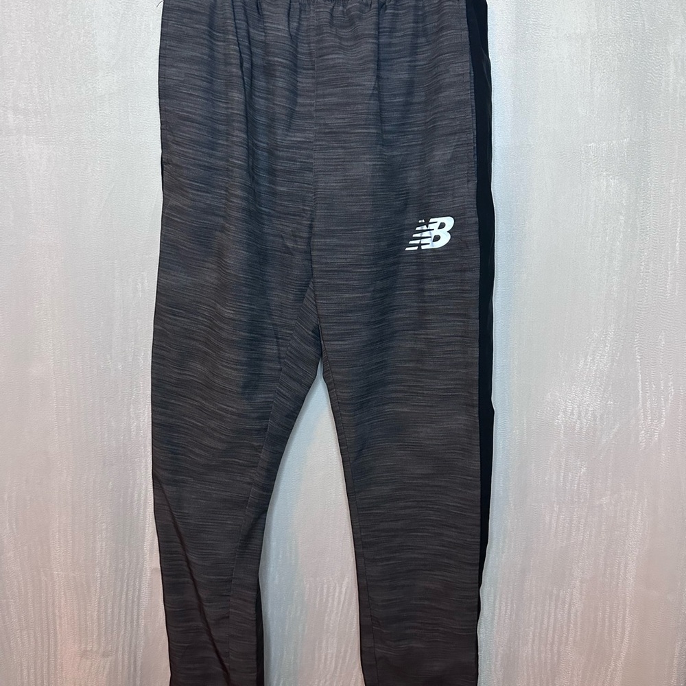 New Balance Mens small black/gray pants drawstring